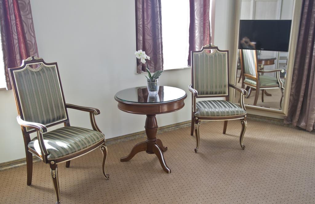 Euro Hotel Grivita Bucharest Luaran gambar