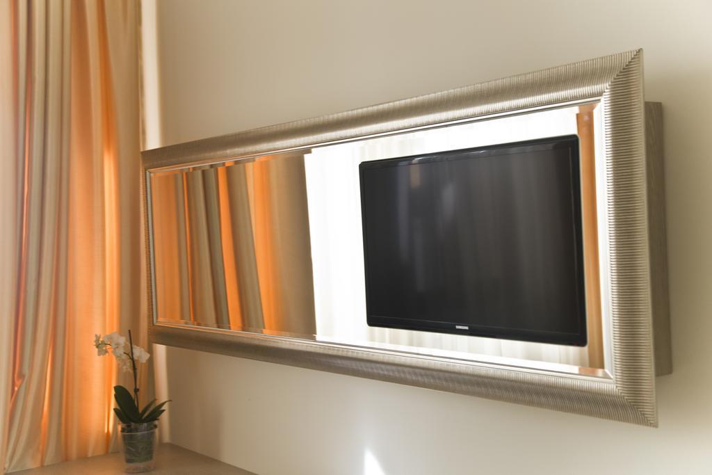 Euro Hotel Grivita Bucharest Luaran gambar