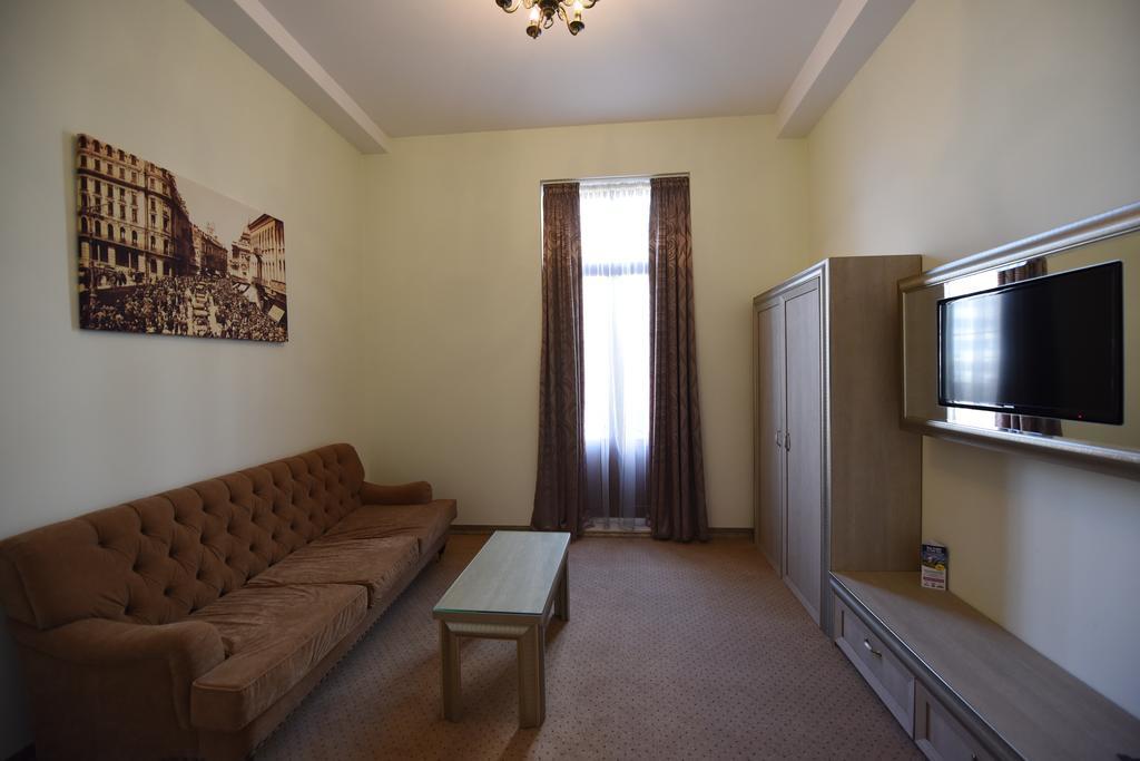 Euro Hotel Grivita Bucharest Luaran gambar